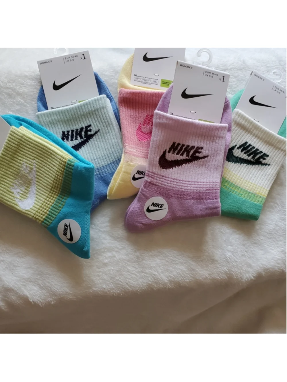 Women's Nike Socks size 7-9 Multicolor Set of 5